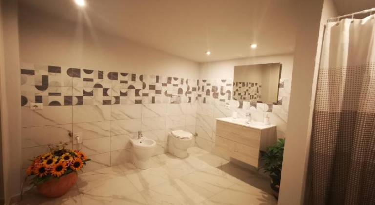 House with 2 rooms for 5 persons — photo 2