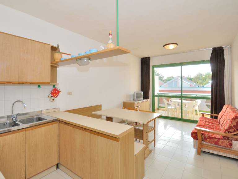 Apartment | Beach nearby | Pets allowed — photo 4