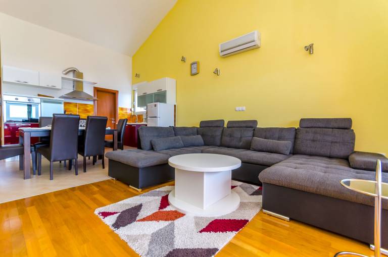 Apartments Melita — photo 4