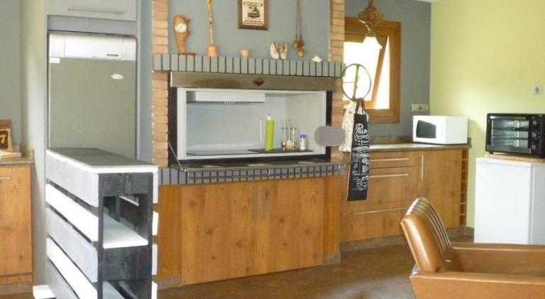Charming vacation home with pool | Pet-friendly — photo 5