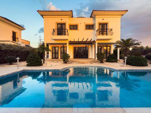 Villa  Pyla