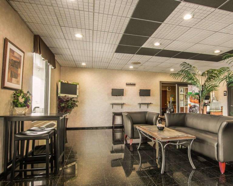 Quality Inn Temecula Valley Wine Country — photo 4