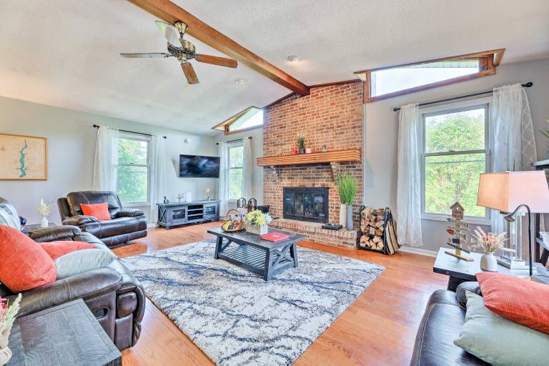 Family-Friendly Brookville Home w/ Hot Tub! — photo 3