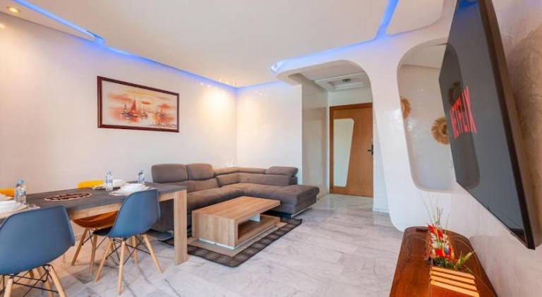Charming apartment with pool | Pets allowed — photo 3