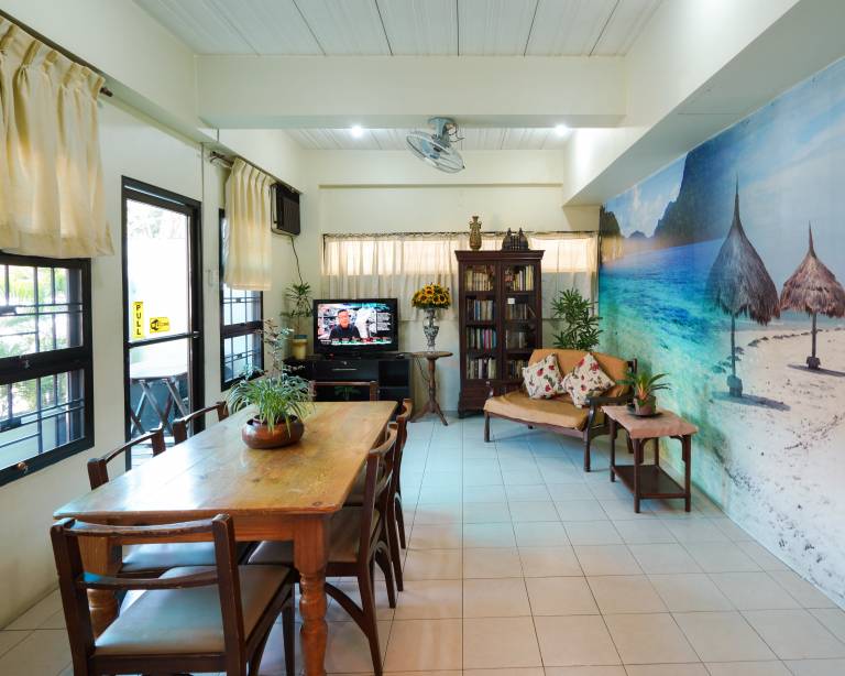 Hostel Makati