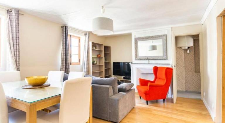 Rental apartment with 2 rooms for 6 persons in Rennes