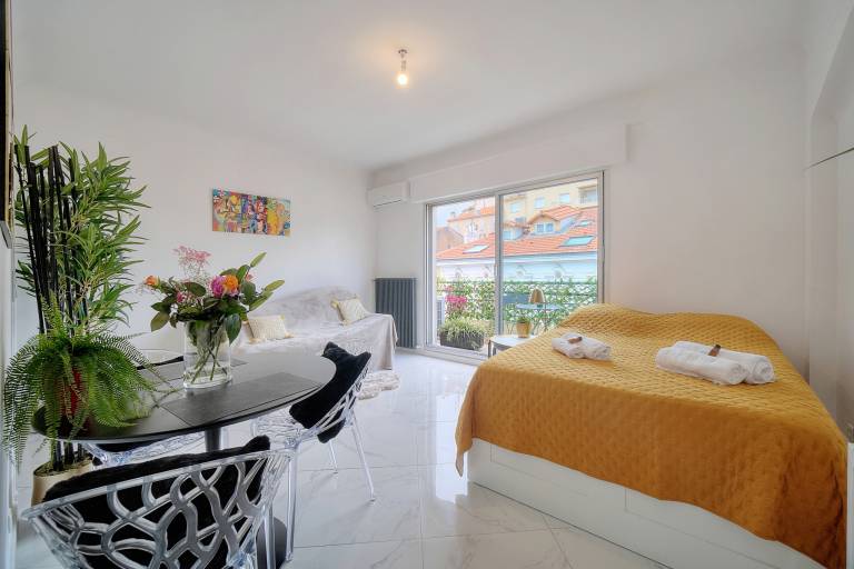 Family-oriented studio | Beach nearby | Pets are welcome — photo 5