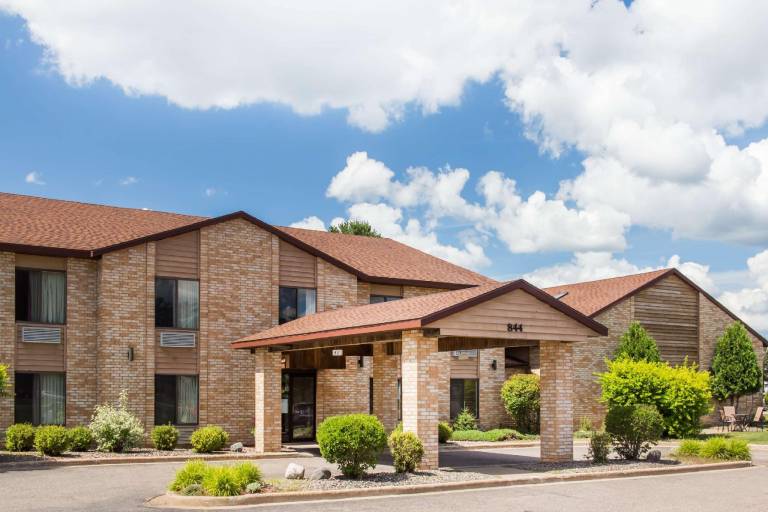 Days Inn by Wyndham Eagle River in Eagle River, WI