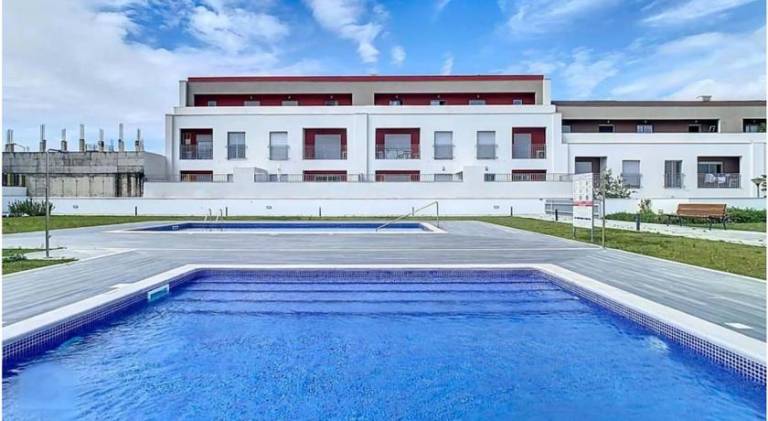 Fully equipped rental apartment with yard, terrace & pool | Good for workation | Pets allowed in Tavira