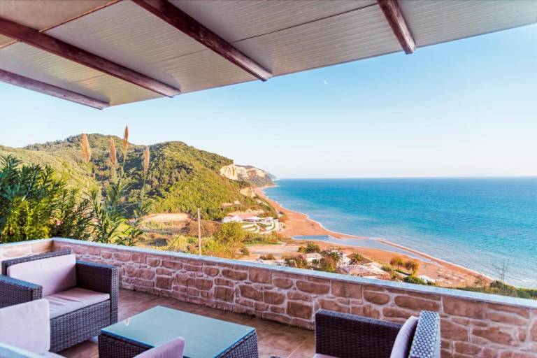 Villa 'Adriatica' with Sea View, Wi-Fi and Air Conditioning in Corfu