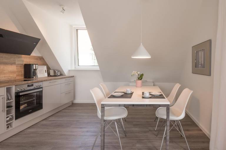 Fully equipped charming rental apartment with garden | Pets allowed — photo 3