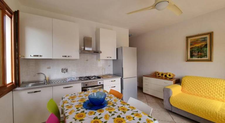 Apartment with patio, garden & grill — photo 2