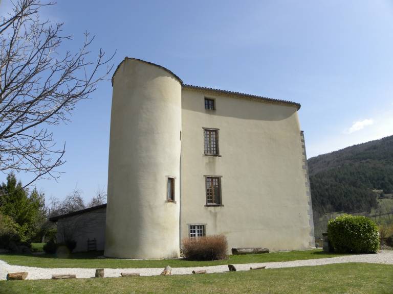 Castle with garden, pool & barbeque — photo 2