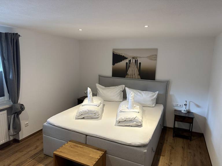 Doppelzimmer Dusche WC 1 Schlafraum