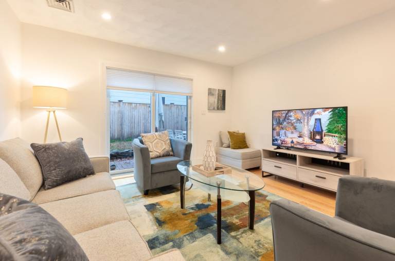 Family-oriented apartment with grill & garden | Suitable for remote work | Pets are welcome — photo 4