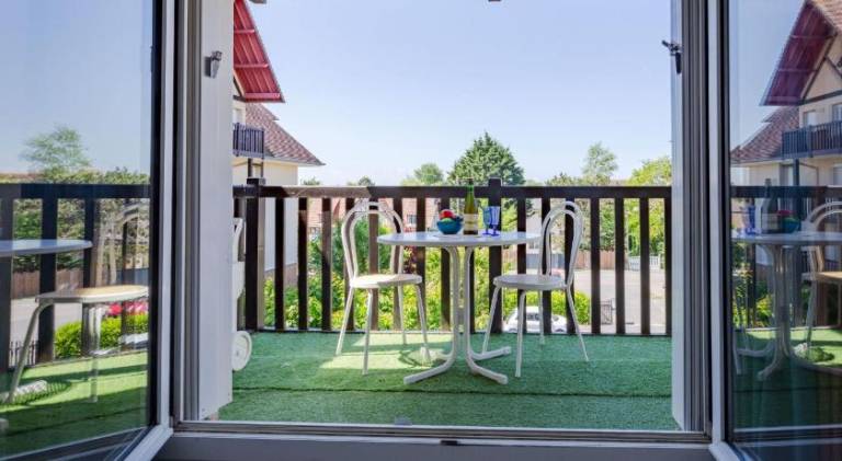 Holiday apartment with 1 room for 4 persons — photo 5