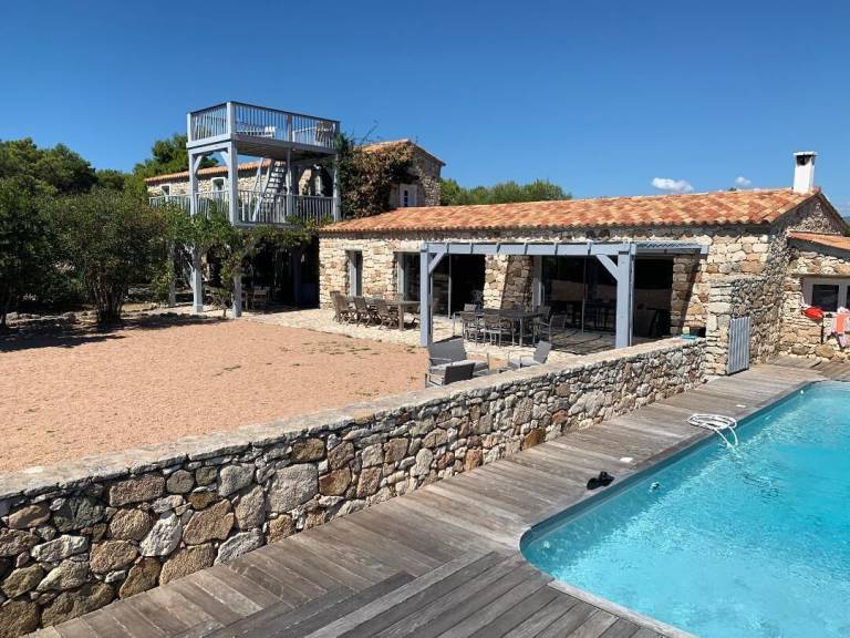 Villa  Bonifacio