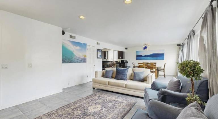 Vacation home | Close to the beach | Pet-friendly — photo 2