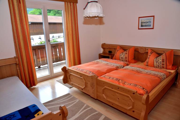 Ferienwohnungen Haus Monika (DE Aschau i. Ch.) - Kiesmüller Monika - 69111 in Rosenheim