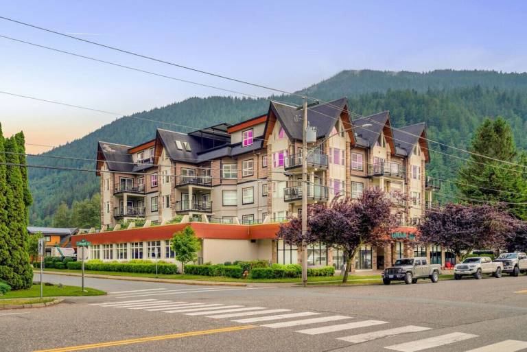 Apartment  Harrison Hot Springs