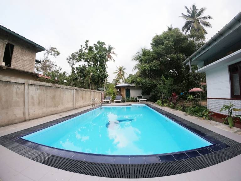 Villa  Hikkaduwa