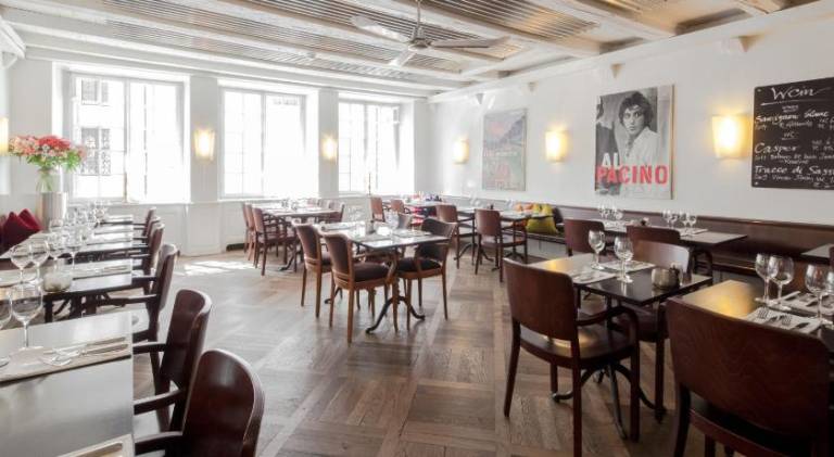 Baseltor Hotel & Restaurant — photo 4