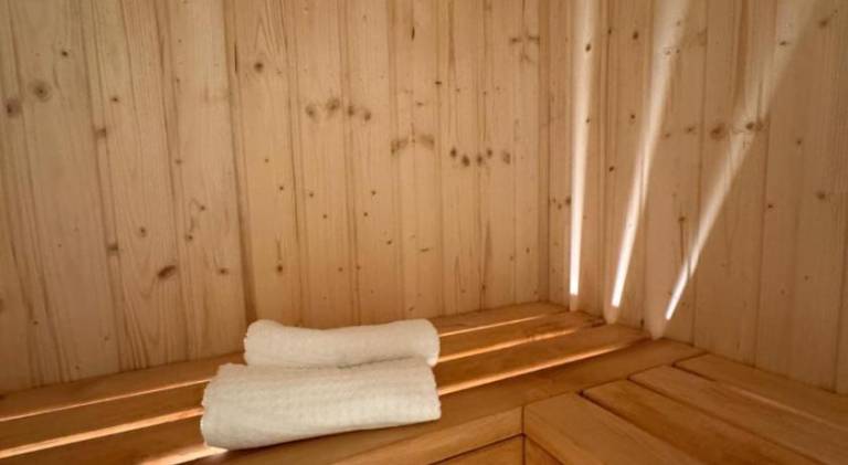 Holiday apartment with hot tub — photo 5