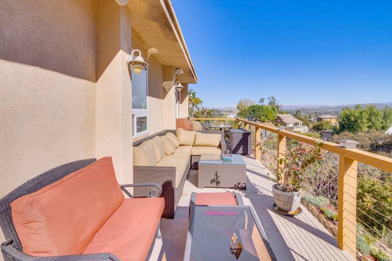 House  Newbury Park