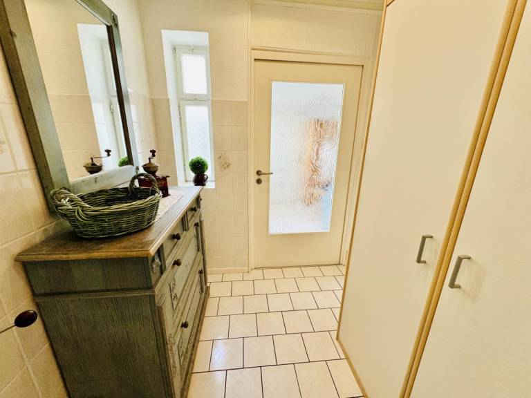 Holiday apartment with garden — photo 5