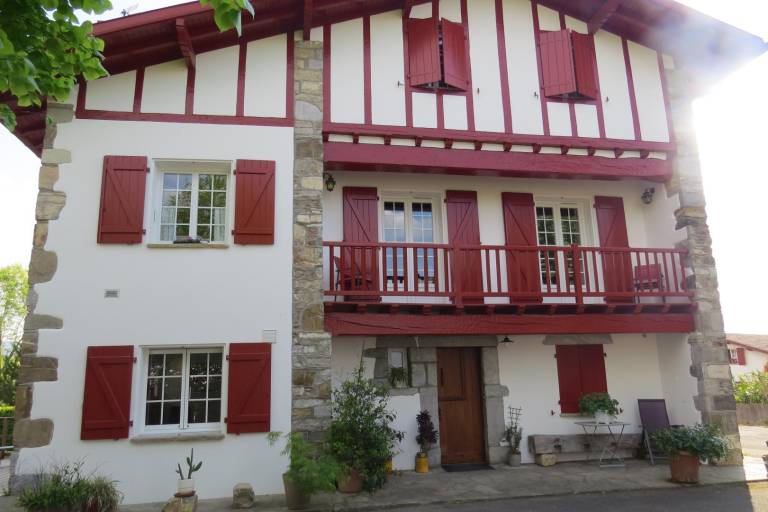 Gîte  Bayona