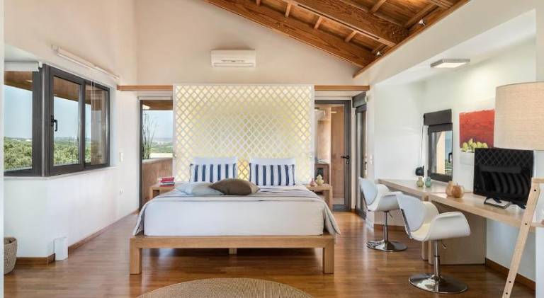 Villa AnnaNiko, Luxury Villa, 2 Heated Pools, Jacuzzi, Gym, Stunning Views, Green Energy — photo 2