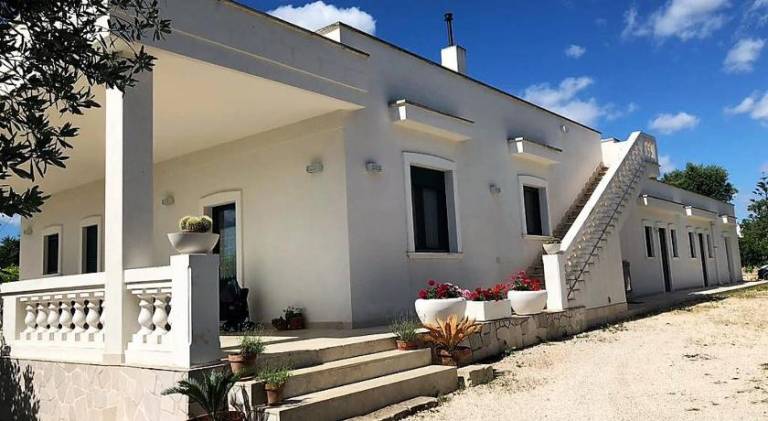 Apartment with yard & grill in Carovigno