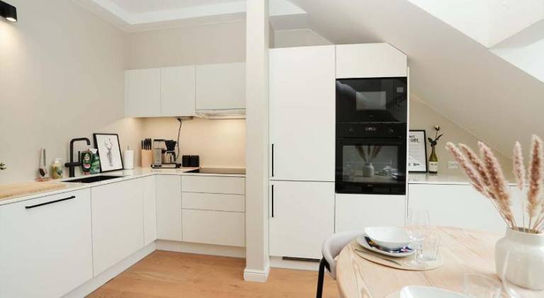 Bright & Modern Scandinavian Attic Suite in City Center — photo 5