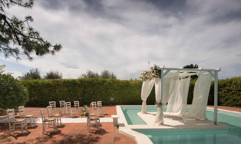 Fully equipped spacious villa with barbeque, pool & garden | Dogs allowed in Polignano a Mare