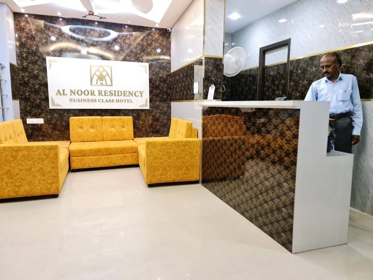 Collection O Al Noor Residency in Chennai
