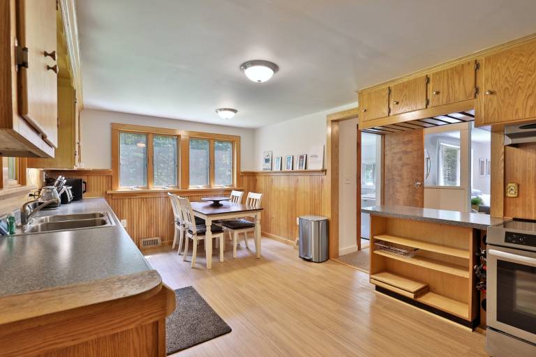 The Mendon Cottage: Charming Home Close to Killington, Pico and Rutland. — photo 5