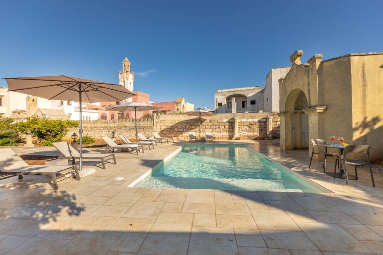 Child-friendly pleasant villa with private pool, jacuzzi & garden | Nature view | Pet-friendly — photo 5
