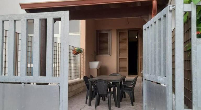 House with 2 rooms for 6 persons — photo 4