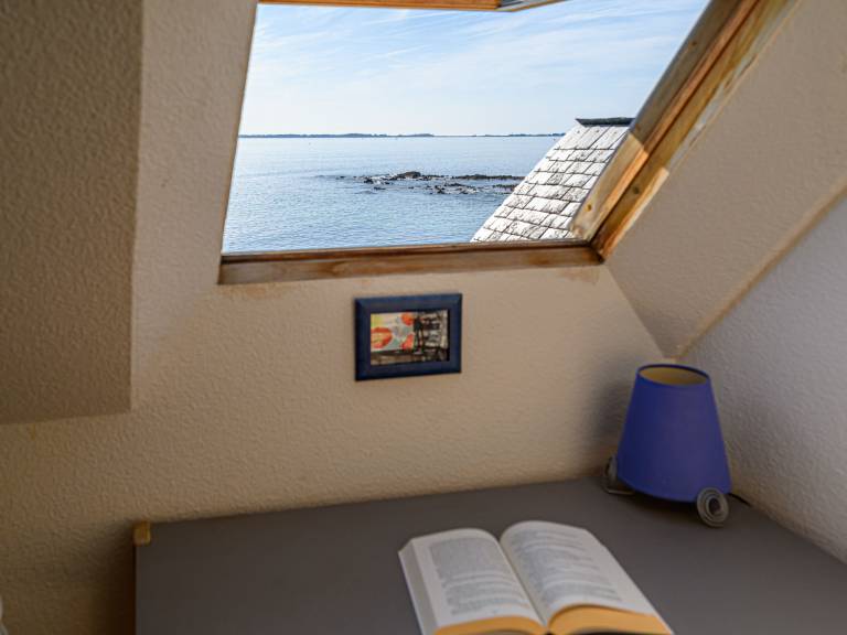 Rental apartment with patio | Sea view | Next to the beach | Suitable for remote work | Pets are welcome — photo 4