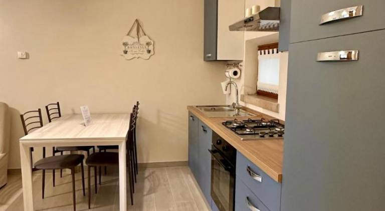Charming serviced apartment with patio, pool & barbecue | Pet-friendly — photo 3