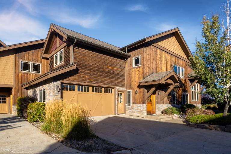 New Listing! Front-Row Views of Pagosa Peak Walk to Uptown Shops — photo 2