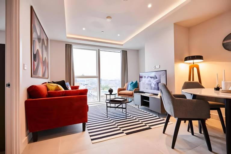 Serviced apartment with terrace | Next to Manchester Cathedral | Suitable for remote work — photo 2