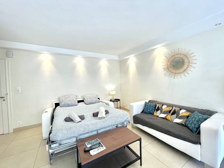 Fully equipped holiday apartment with yard & patio | Close to the beach | Pets allowed — photo 4