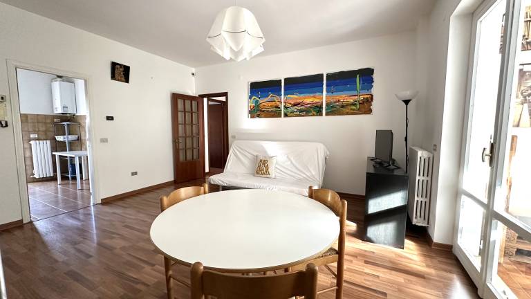 Apartment with yard in Camerano