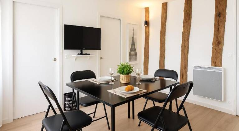 Rental apartment with garden | Close to Notre-Dame de Paris — photo 2