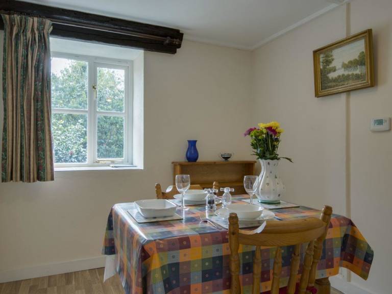 Fully equipped cottage with yard | Pet-friendly — photo 5