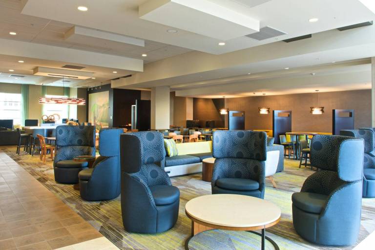 Courtyard by Marriott Seattle Everett Downtown — photo 2