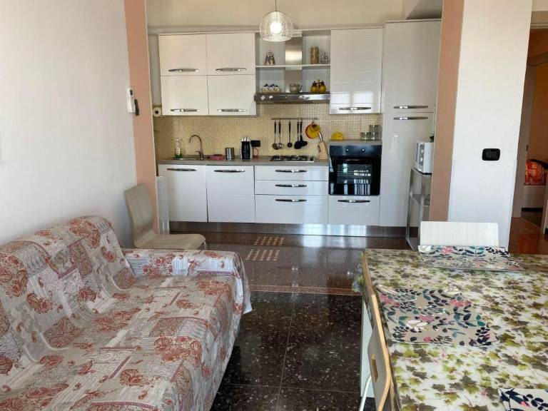 Holiday apartment with 2 rooms for 6 persons — photo 3