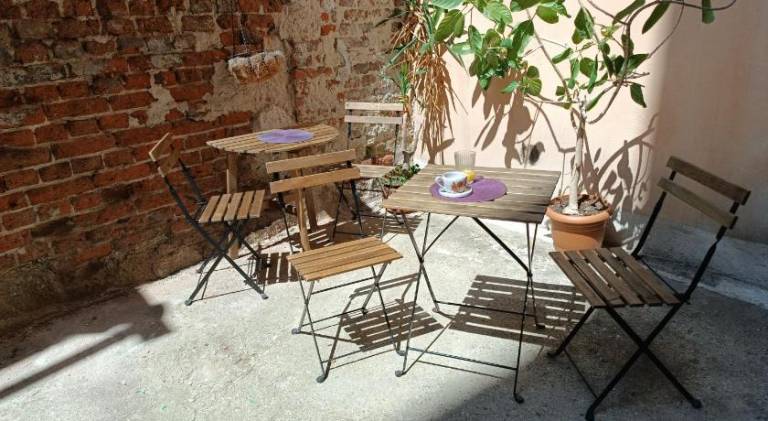 House with garden | Next to Russian Church | Suitable for remote work — photo 4