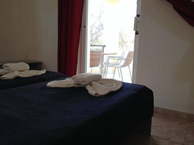 Family-oriented lovely apartment with pool, garden & barbecue | Next to the beach | Pets allowed — photo 2